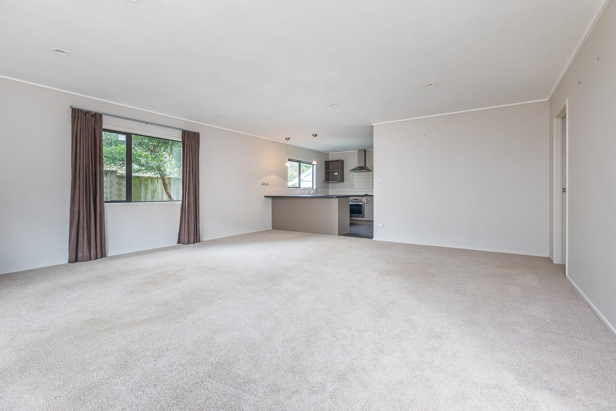107 Richardson Road, Mount Albert, Auckland - Carousel 13