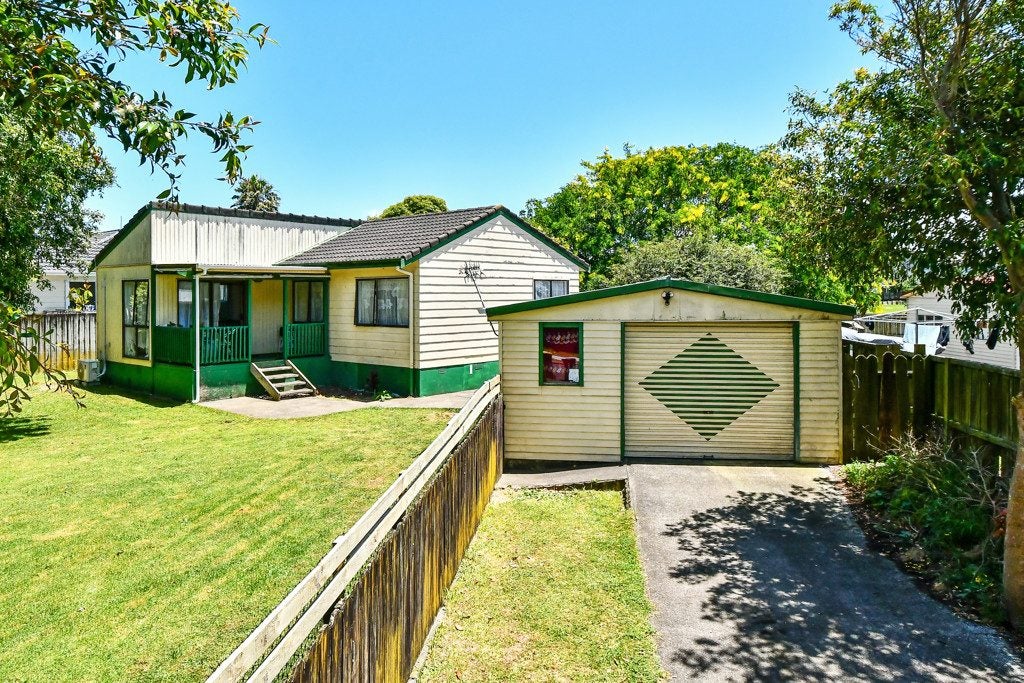 36 Tamworth Close, Manurewa, Auckland - Carousel 1