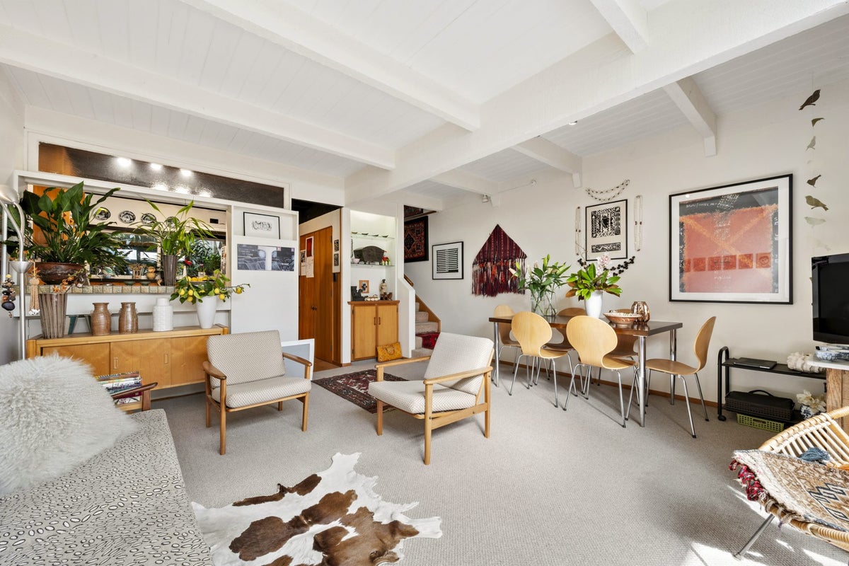 6/3 Coromandel Street, Newtown, Wellington - Carousel 2
