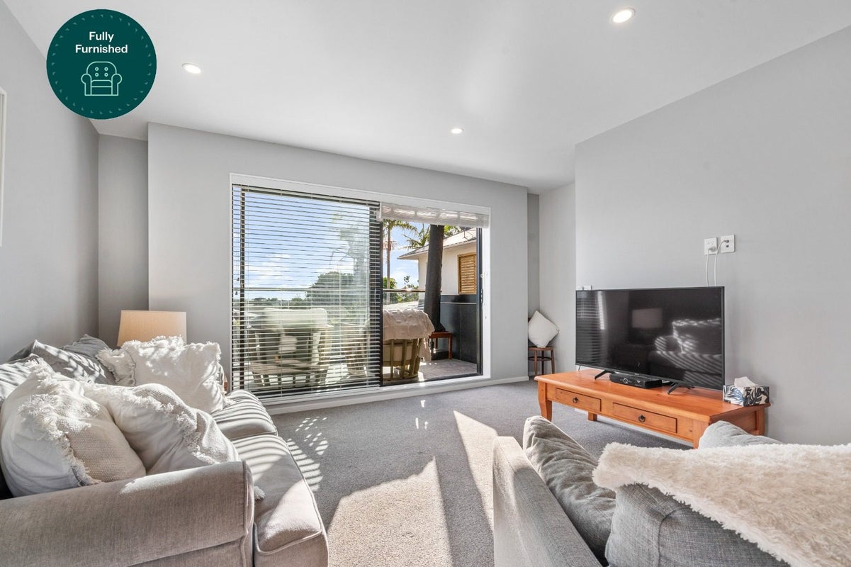 10/20 Fairview Road, Mount Eden, Auckland - Carousel 2