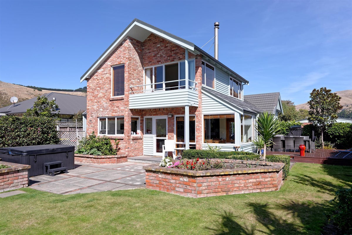 93 Nayland Street, Sumner, Christchurch - Carousel 1