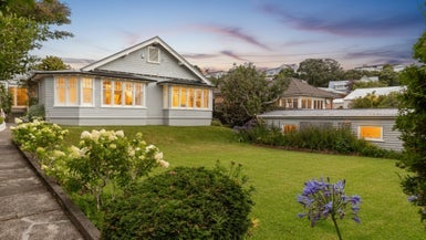 41 Everest Street, Khandallah, Wellington - Carousel 1