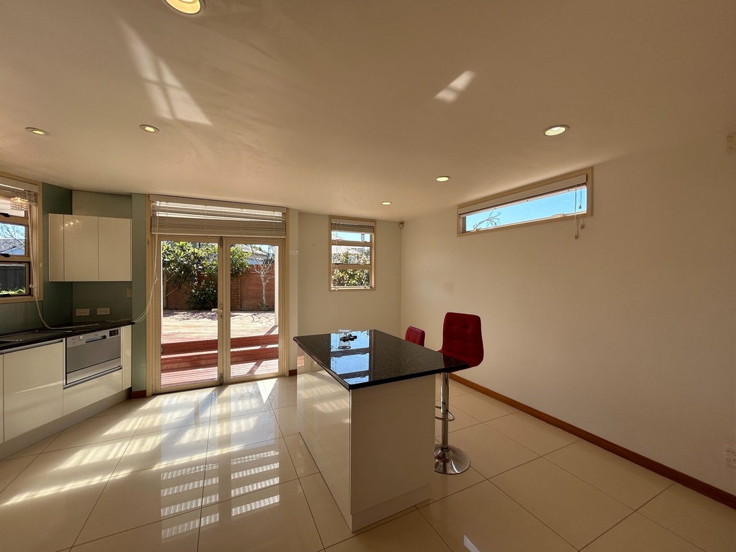 8A Queen Mary Avenue, Epsom, Auckland - Carousel 2