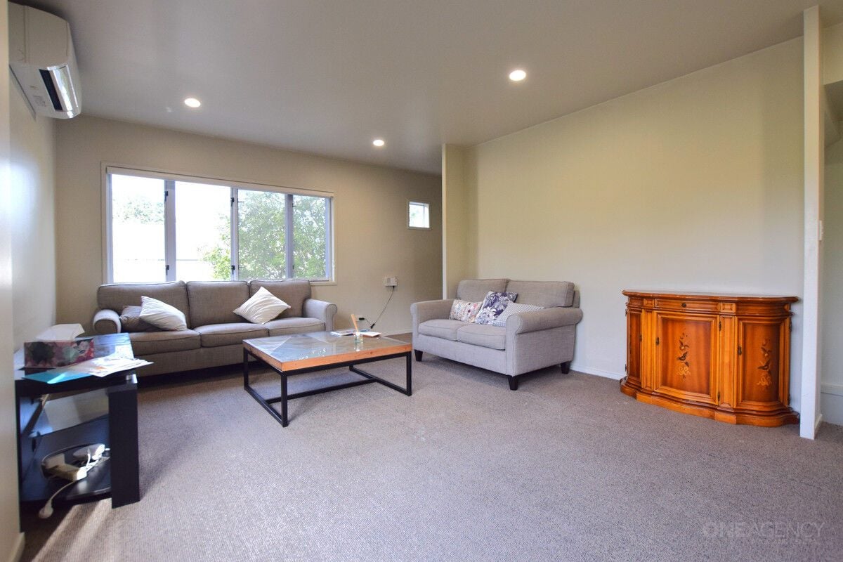 29 Winery Way, Henderson, Auckland - Carousel 2