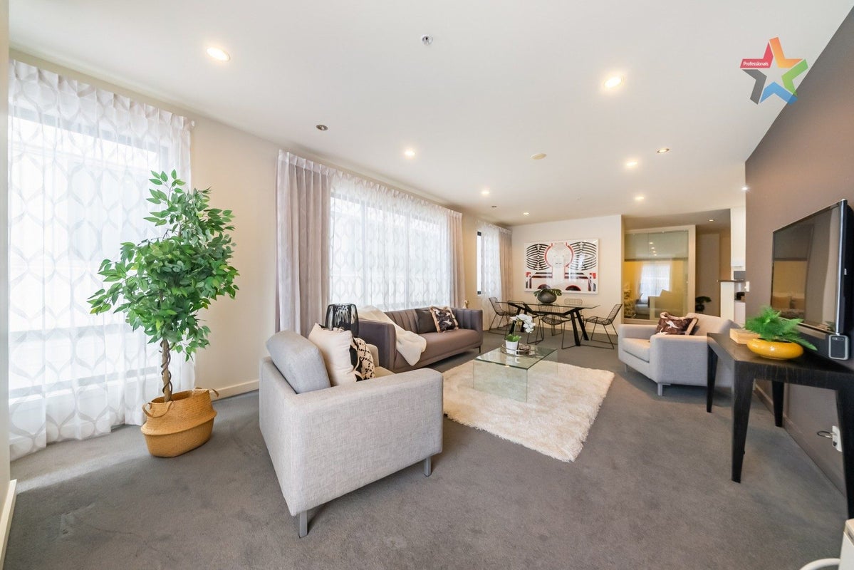 3J/42 Molesworth Street, Thorndon, Wellington - Carousel 1