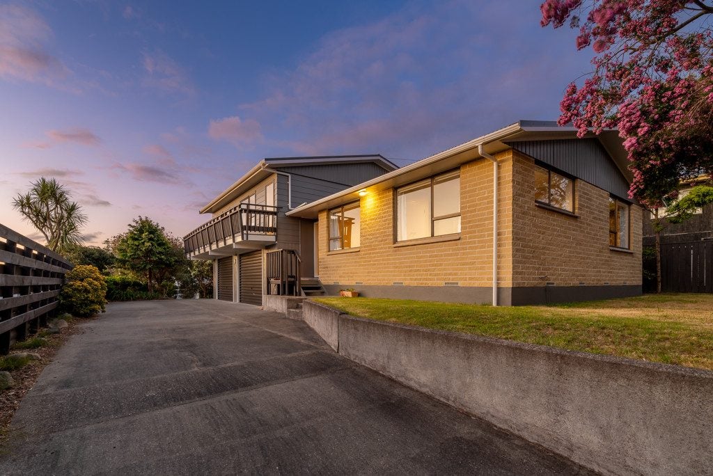 3 Atua Street, Waikanae Beach, Waikanae - Carousel 2