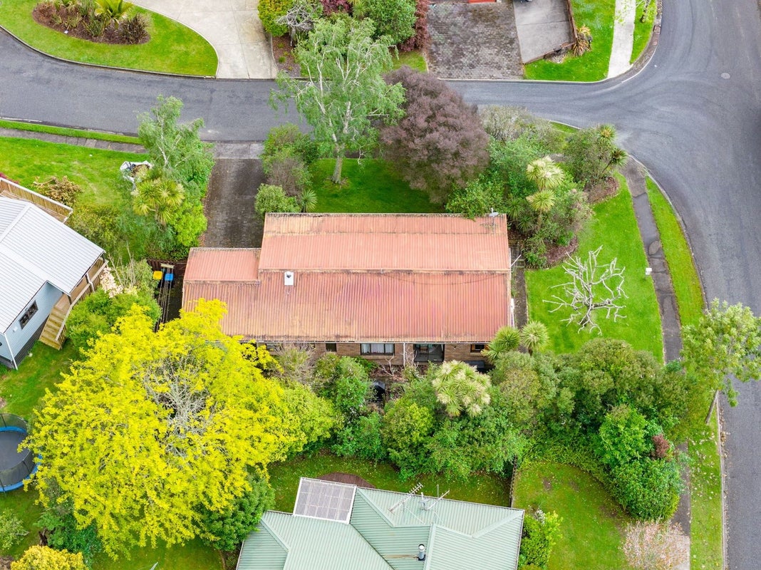 5 Marlowe Drive, Leamington, Cambridge - Carousel 35