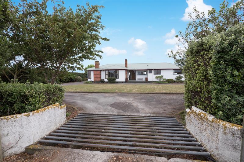 454 South Road, Hawera - Carousel 1