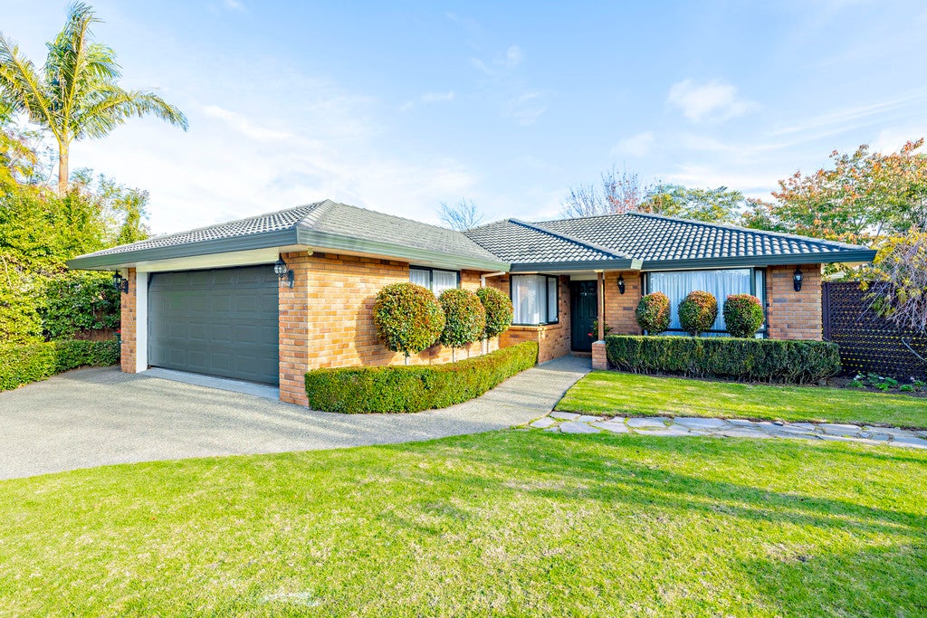 29 Moss Crescent, Takanini, Auckland - Carousel 2