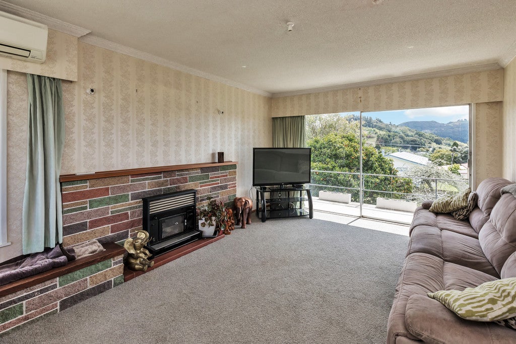 8 Te Paka Crescent, Kamo, Whangarei - Carousel 2