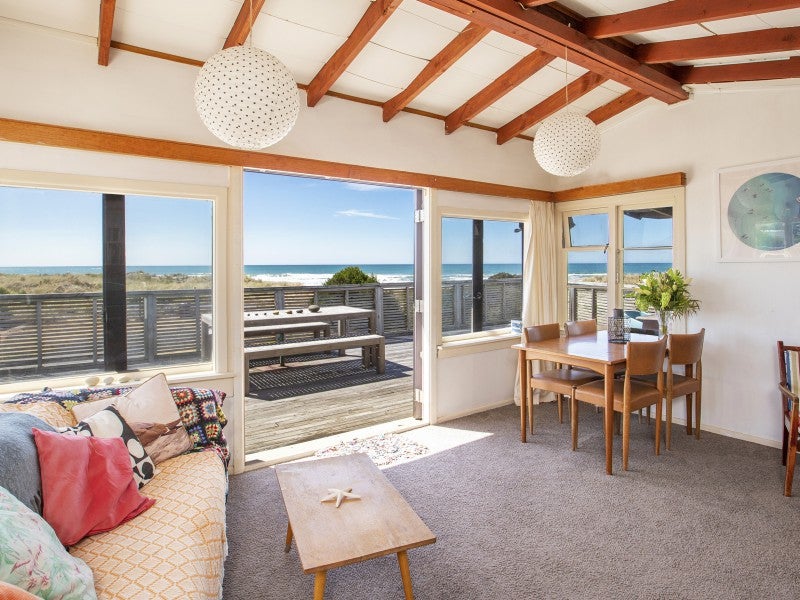 47 Blue Pacific Parade, Riversdale Beach, Masterton - Carousel 2
