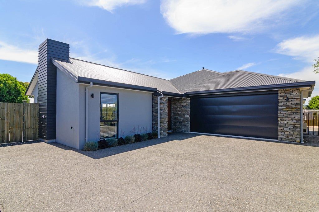 23D Sumner Street, Glenholme, Rotorua - Carousel 1
