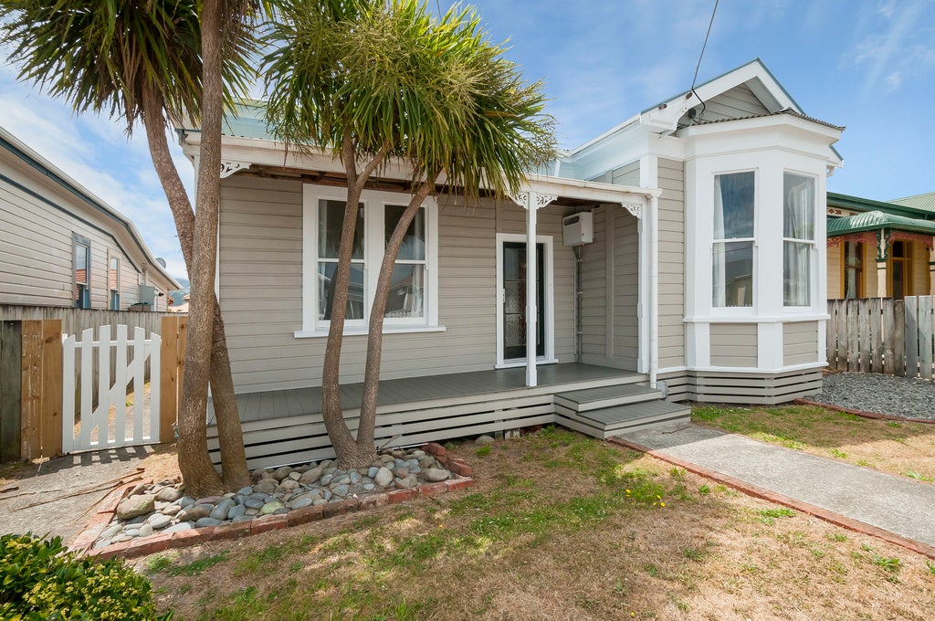 15 Heretaunga Street, Petone, Lower Hutt - Carousel 2