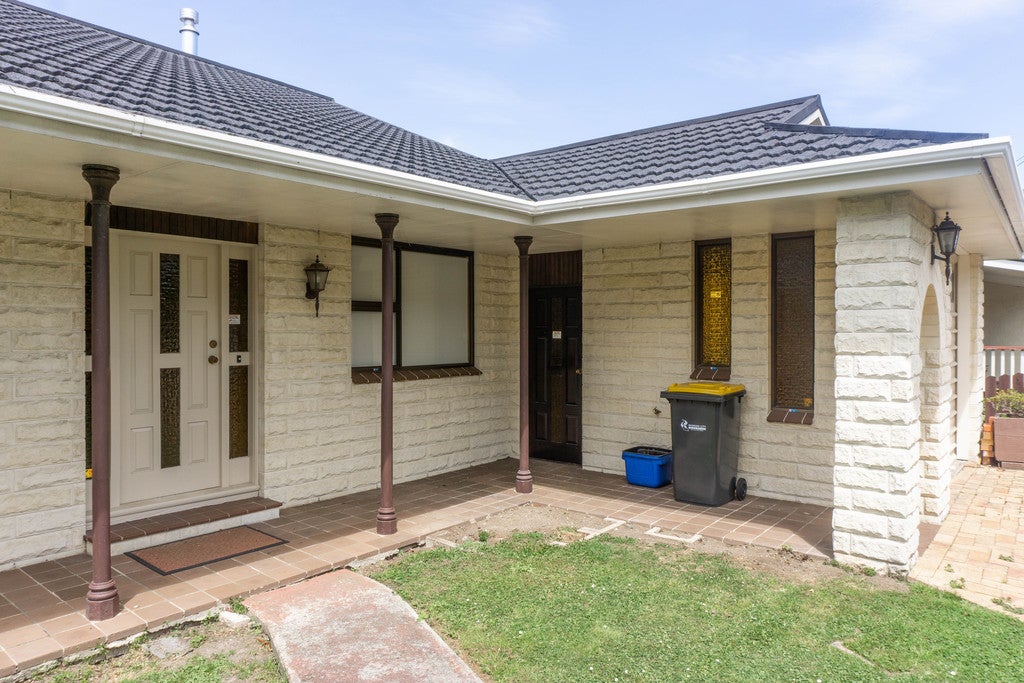 6A Granville Terrace, Belleknowes, Dunedin - Carousel 2