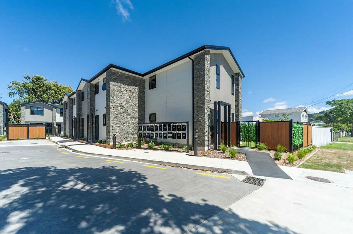 3/7 Ariki Street, Boulcott, Lower Hutt - Carousel 2