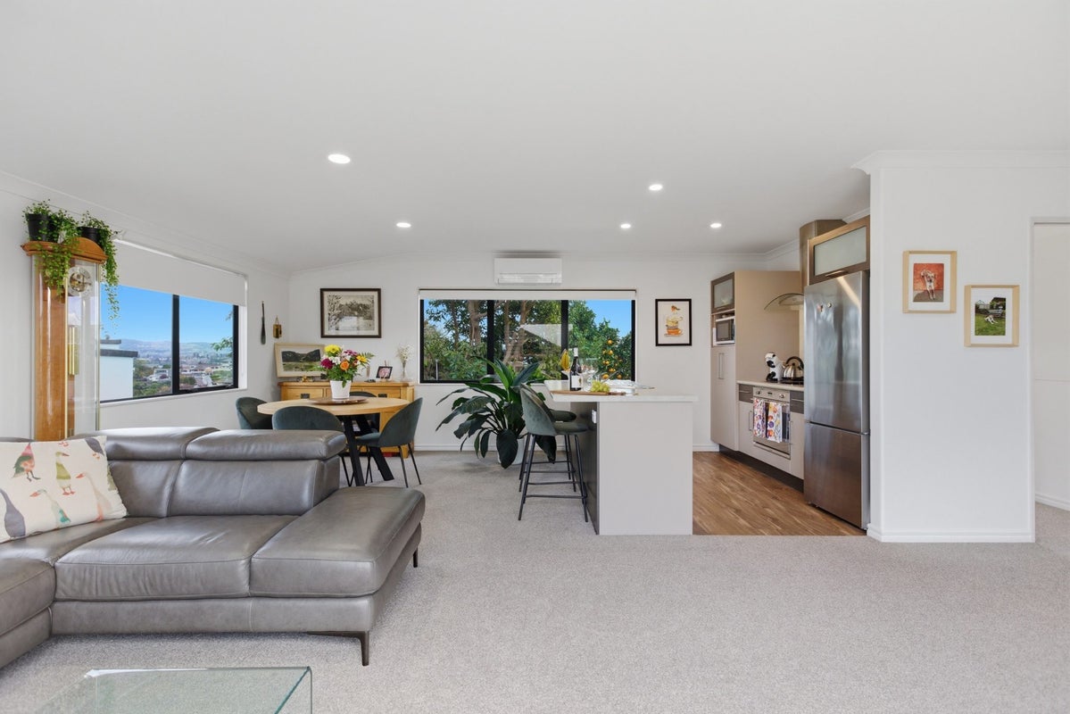 10C Whitaker Street, Otumoetai, Tauranga, Bay Of Plenty - Carousel 2