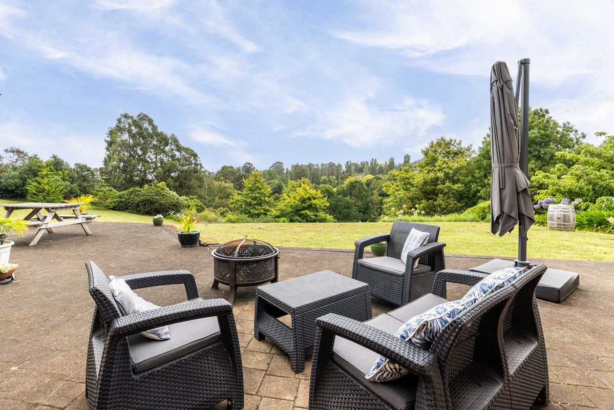 65 Endsleigh Drive, Havelock North, Hastings - Carousel 1
