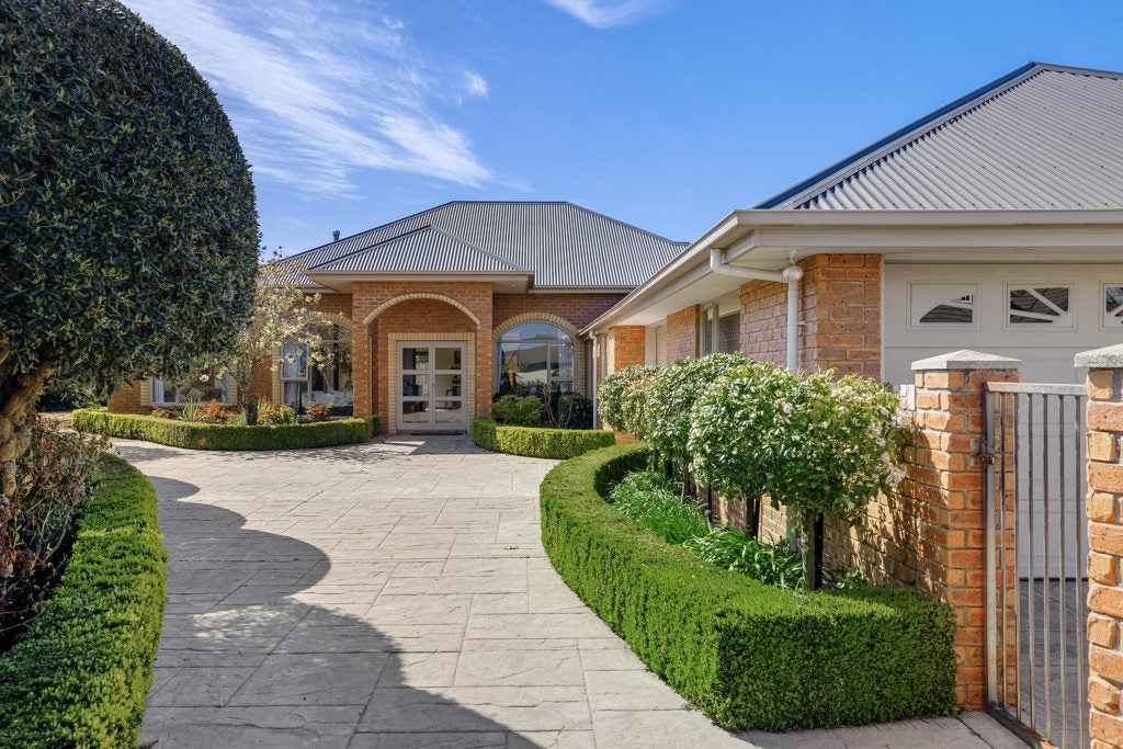 23 Lexington Place, Shirley, Christchurch - Carousel 2