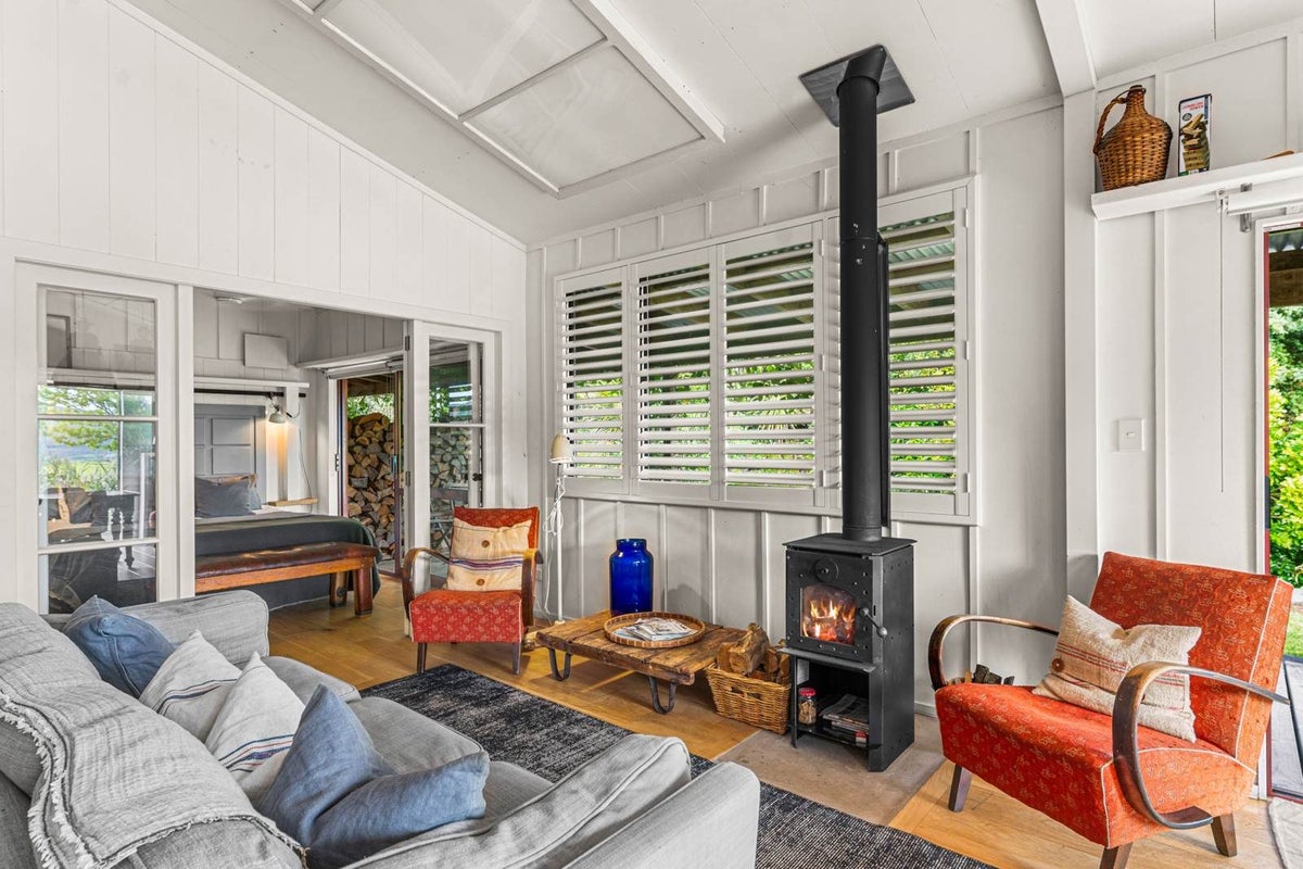 470 Tara Road, Kaiwaka - Carousel 2