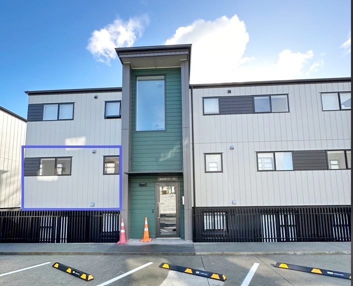 101/5 Tobruk Road, Panmure, Auckland - Carousel 1