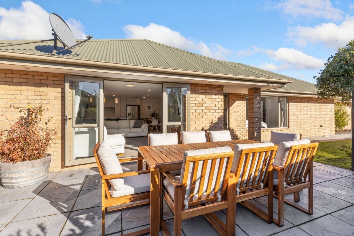 21A Anvers Place, Hoon Hay, Christchurch - Carousel 1