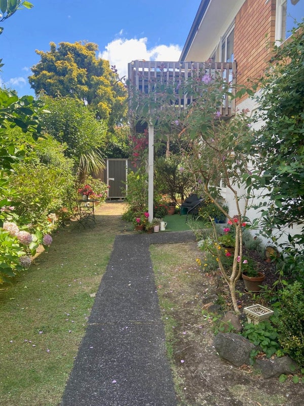 3/7 Domain Street, Devonport, Auckland - Carousel 1