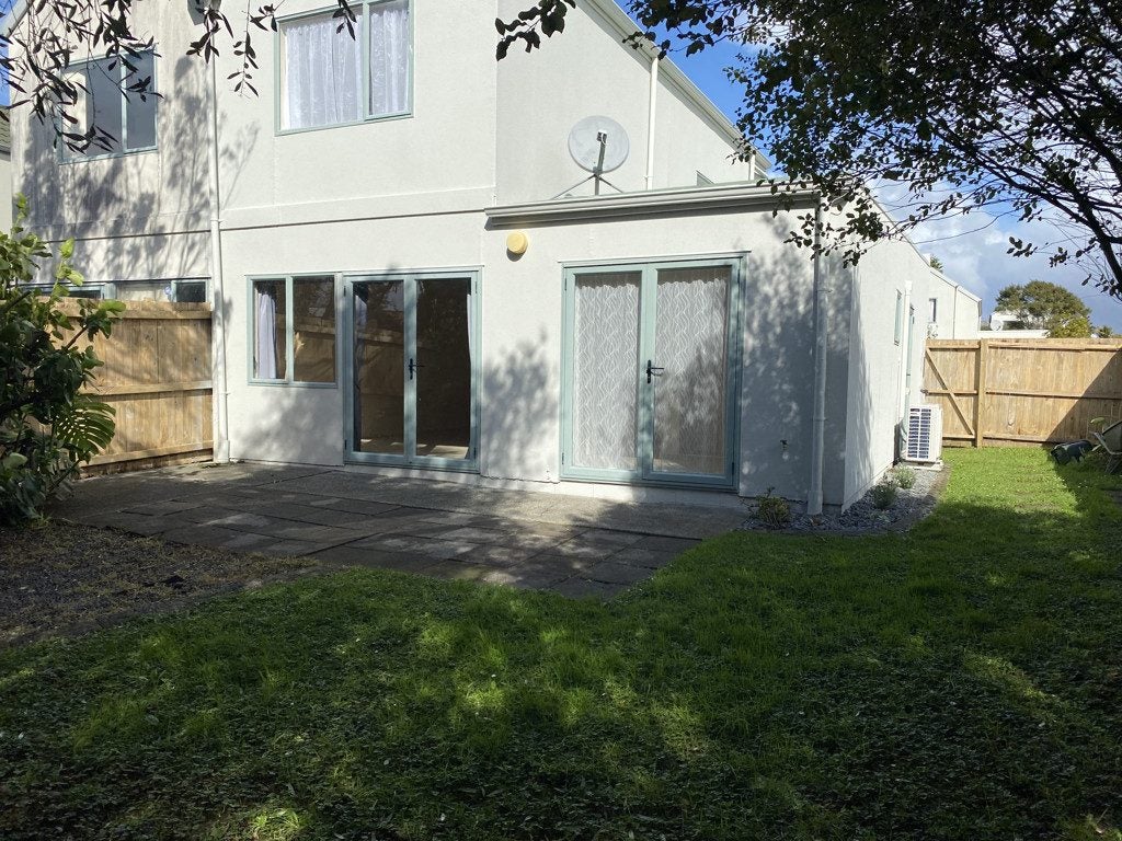 17 Kona Crescent, Henderson, Auckland - Carousel 2