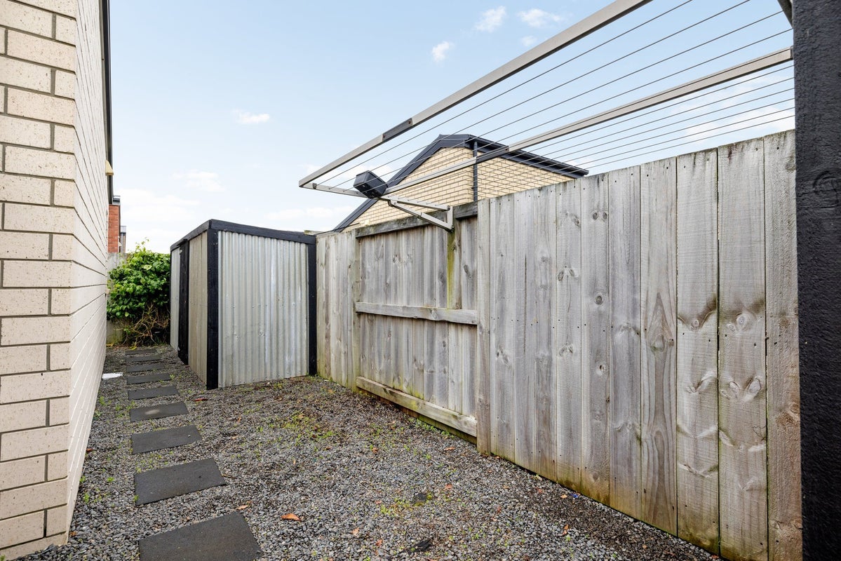 35 Wairua Avenue, Baverstock, Hamilton - Carousel 27