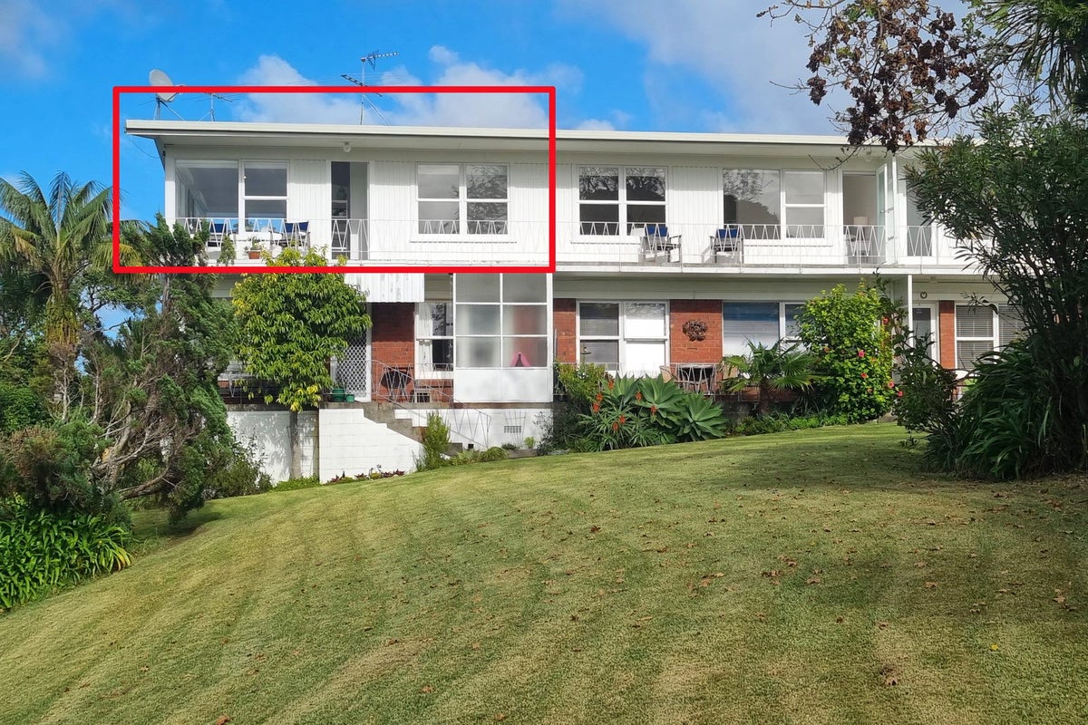 10/38 Vauxhall Road, Devonport, Auckland - Carousel 1