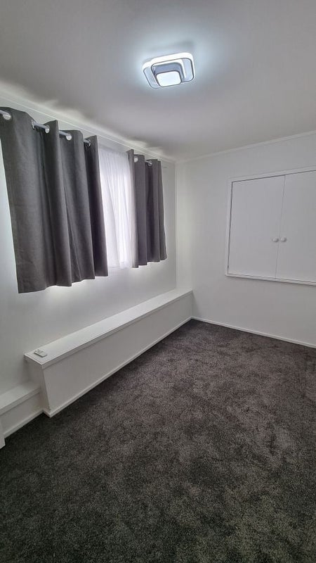 2/40 Bayview Road, Bayview, Auckland - Carousel 2