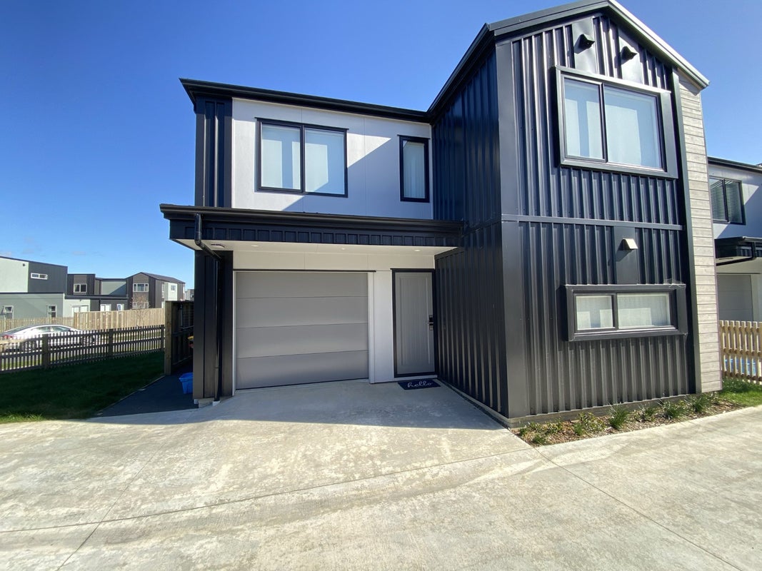 58 Jacks Landing Drive, Hamilton Lake, Hamilton - Carousel 1