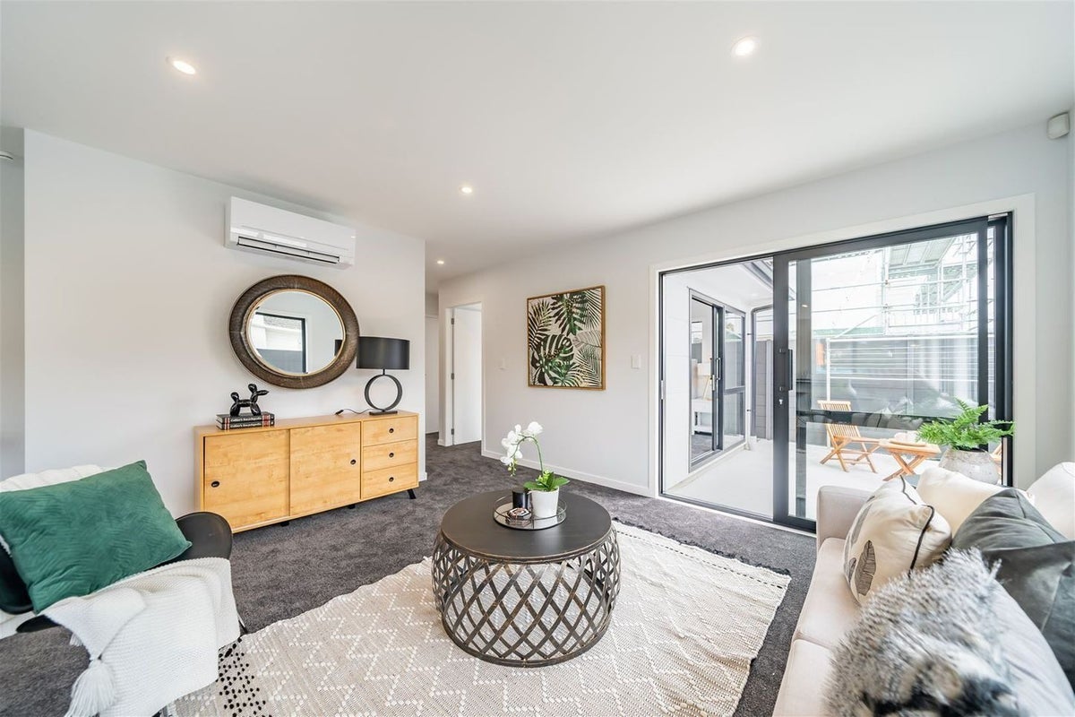 47F Pine Avenue, Ebdentown, Upper Hutt - Carousel 2