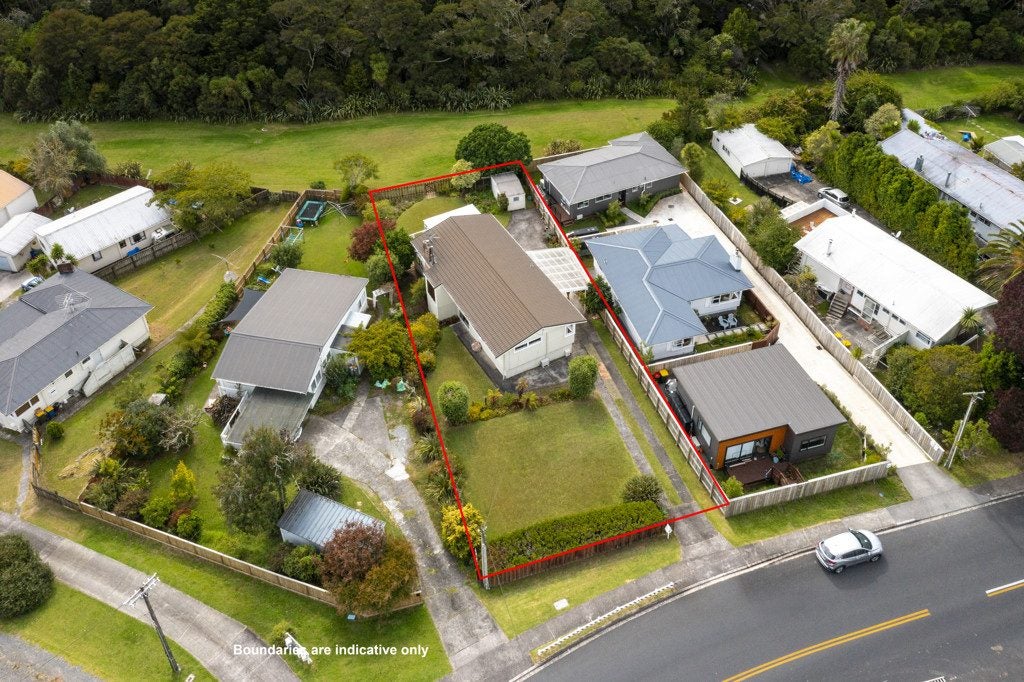 64 Eskdale Road, Birkdale, Auckland - Carousel 1