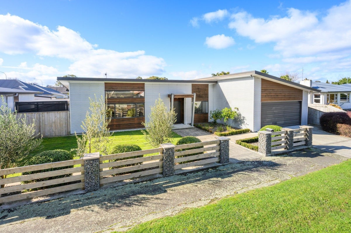78 Keeling Street, West End, Palmerston North - Carousel 1
