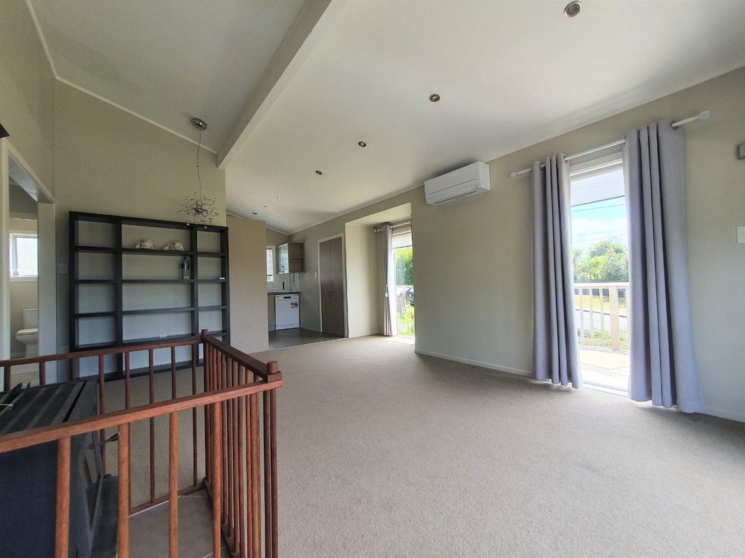 1/148 Stredwick Drive, Torbay, Auckland - Carousel 2