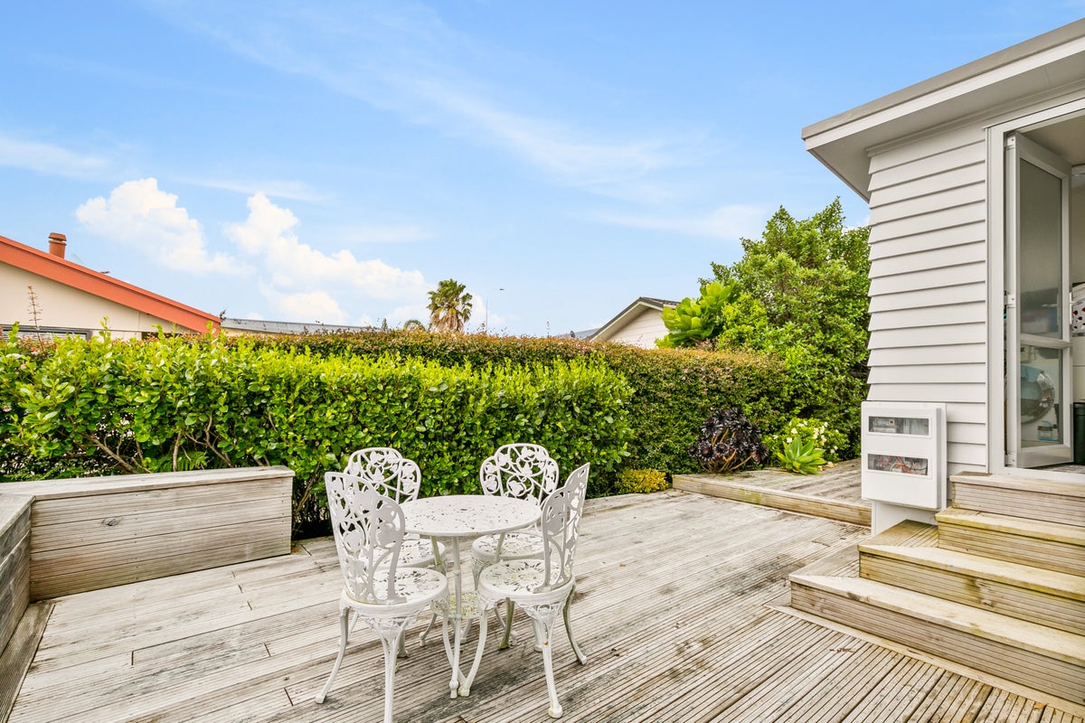 8 Brandon Road, Manly, Whangaparaoa - Carousel 2