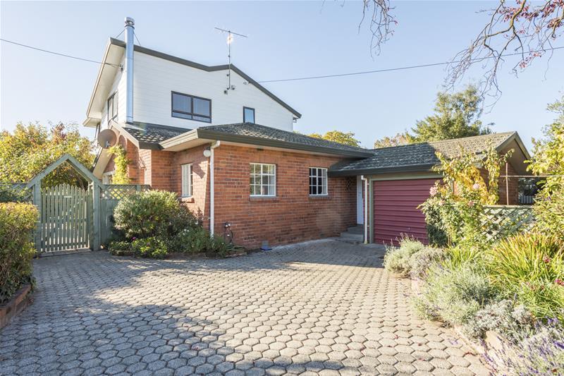 15 Brian Bary Street, Redwoodtown, Blenheim - Carousel 1