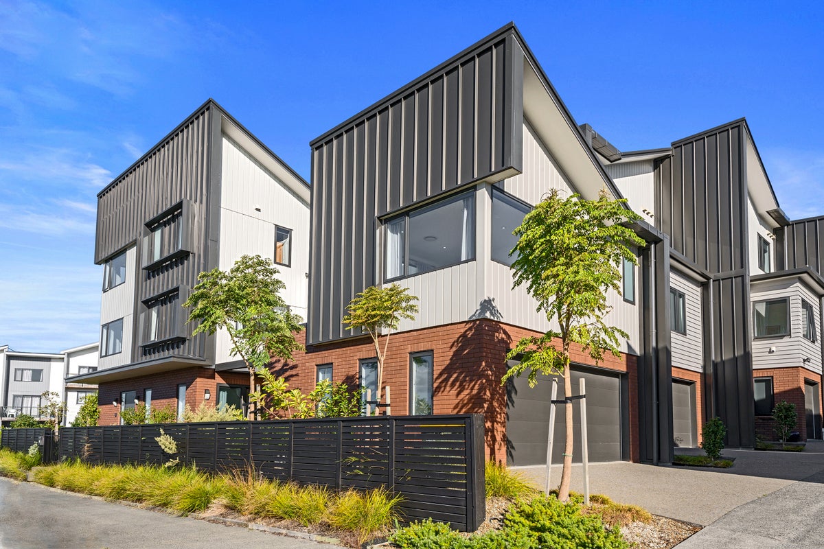 78 Te Oneroa Way, Long Bay, Auckland - Carousel 1