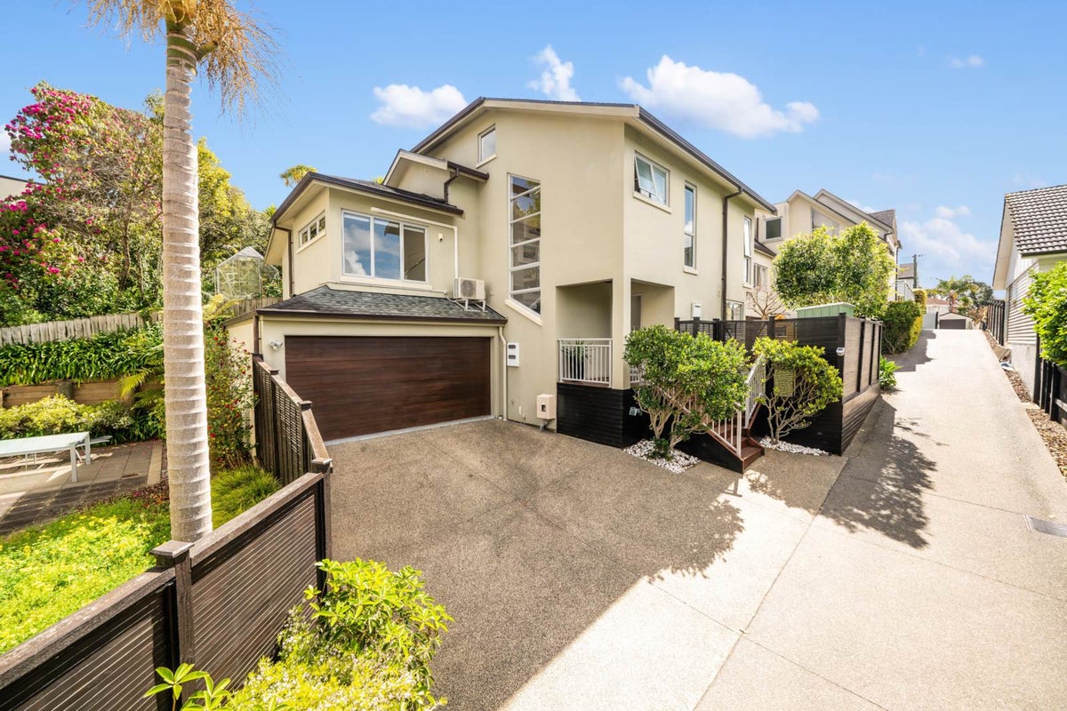 45A Hawera Road, Kohimarama, Auckland - Carousel 1