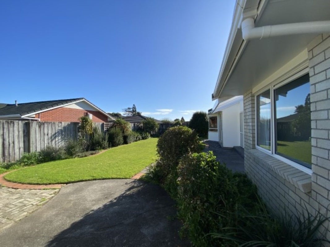 165 Heta Road, Highlands Park, New Plymouth - Carousel 20