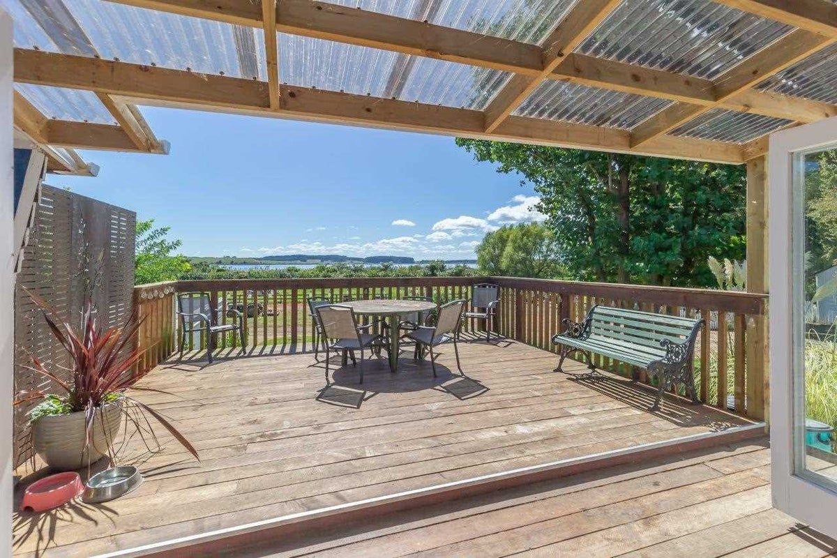 328 Hokio Beach Road, Hokio Beach, Levin - Carousel 2