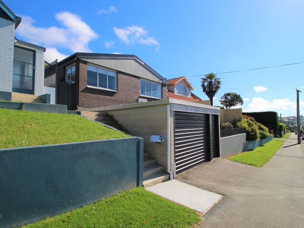 32 Ure Street, South Hill, Oamaru - Carousel 1