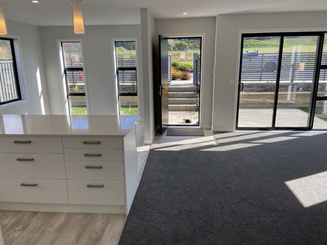 59 Karearea Avenue, Kenepuru, Porirua - Carousel 2