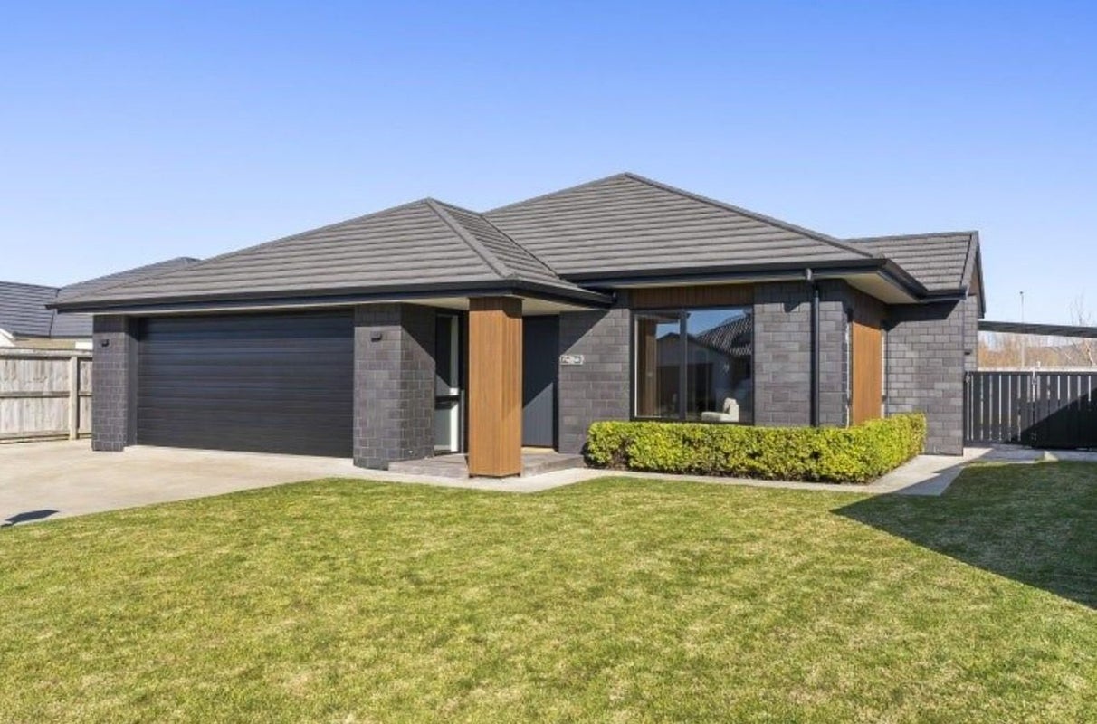7 Kotare DR, Coastlands, Whakatane - Carousel 1