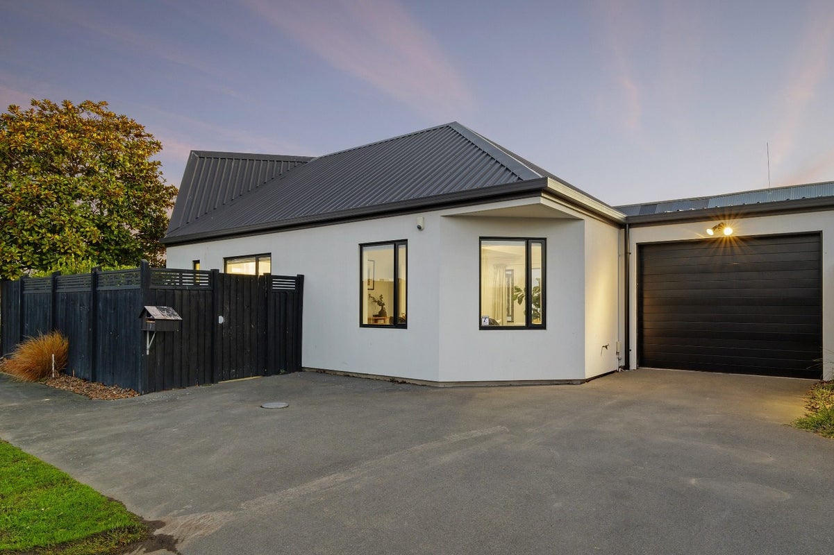 1 Allard Street, Edgeware, Christchurch City, Canterbury - Carousel 1