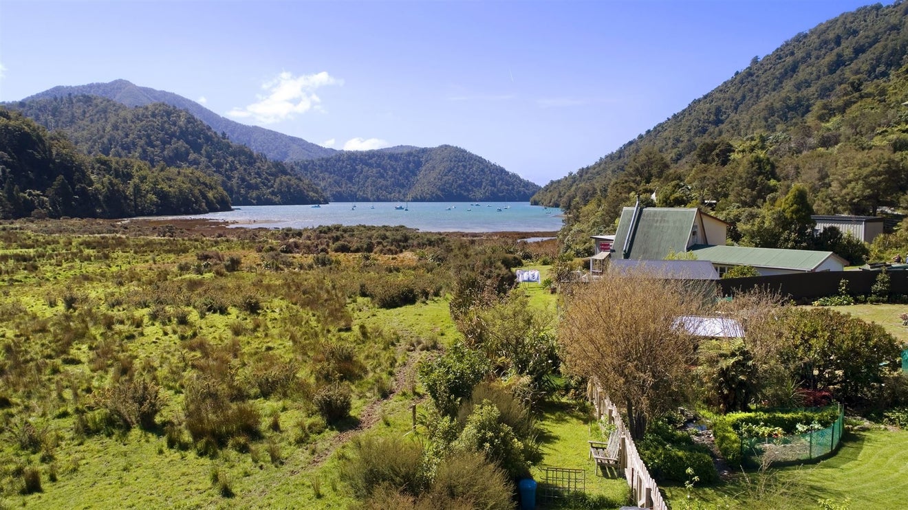 195 Duncans Bay Road, DUNCAN BAY - Carousel 2