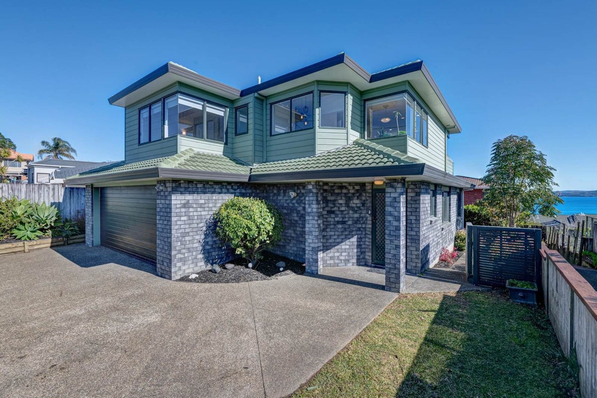 1038a Whangaparaoa Road, Tindalls Beach, Rodney, Auckland - Carousel 43