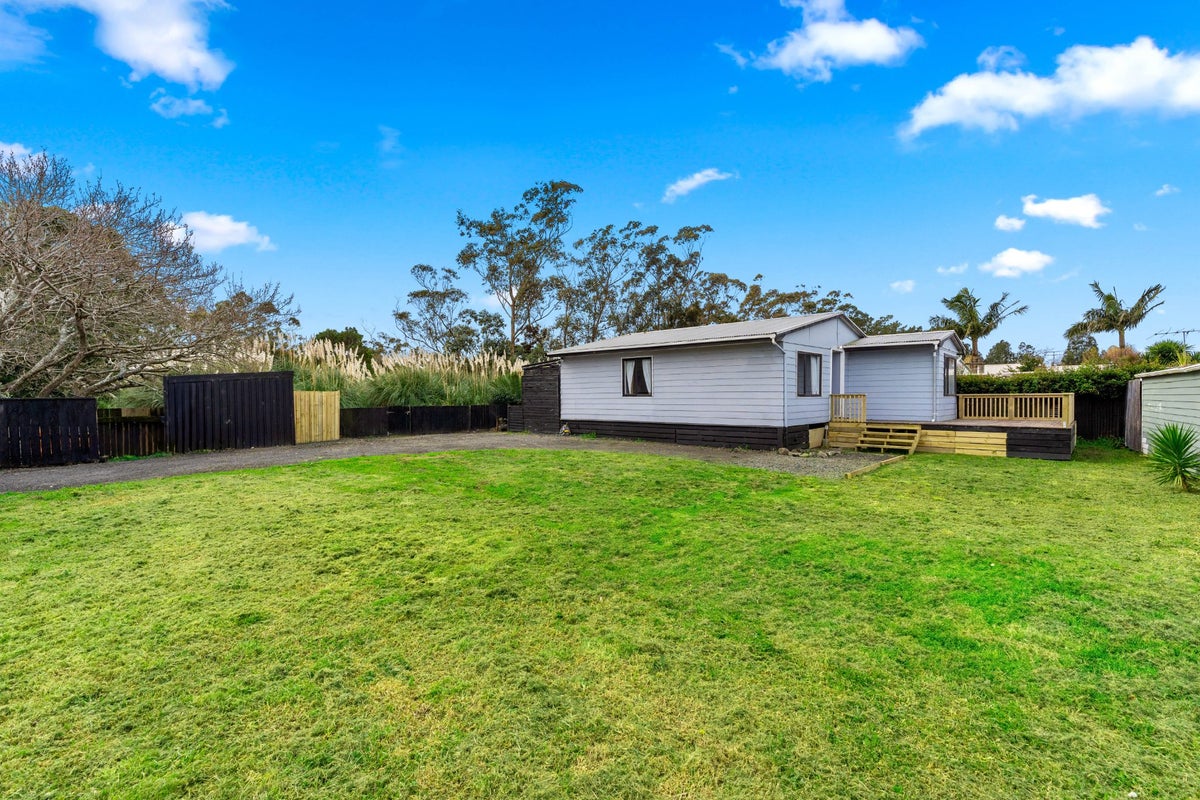 4 Rere Close, Takanini, Auckland - Carousel 23