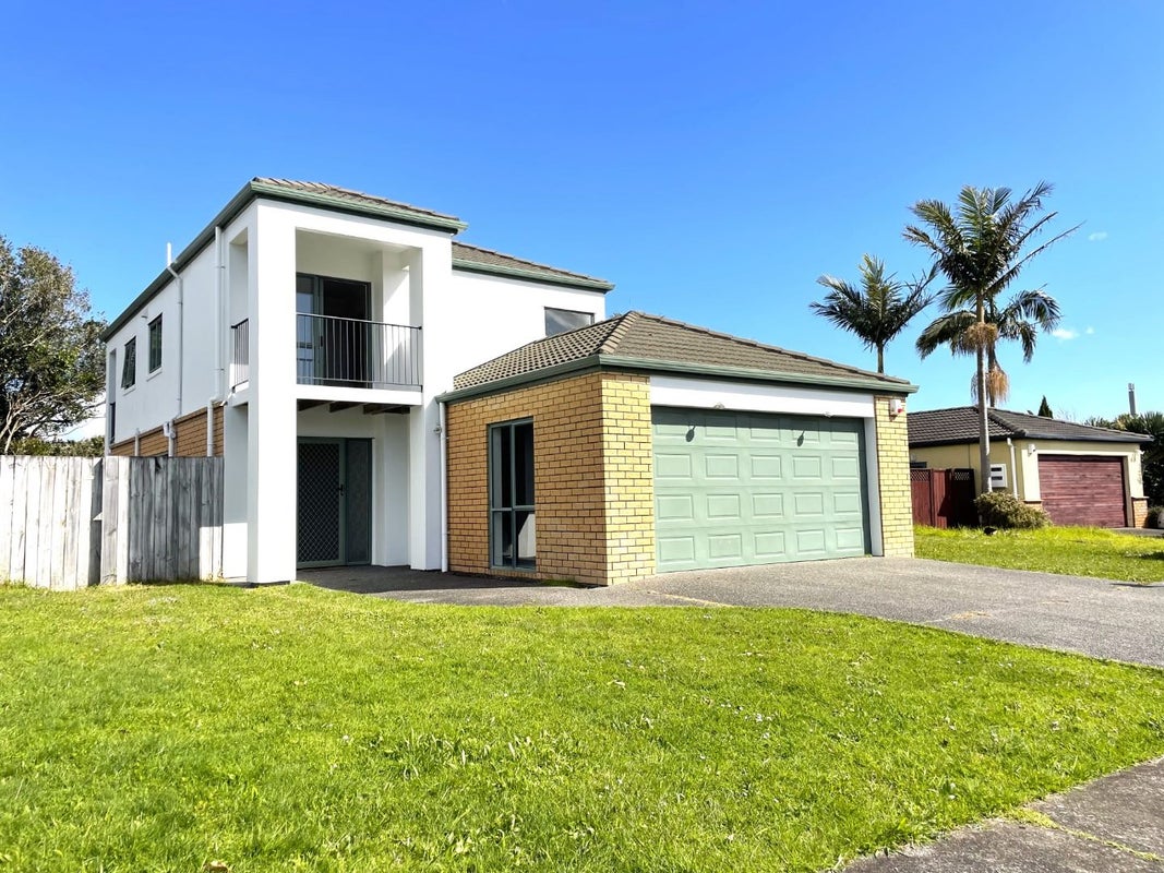14 Aclare Place, East Tamaki, Auckland - Carousel 1
