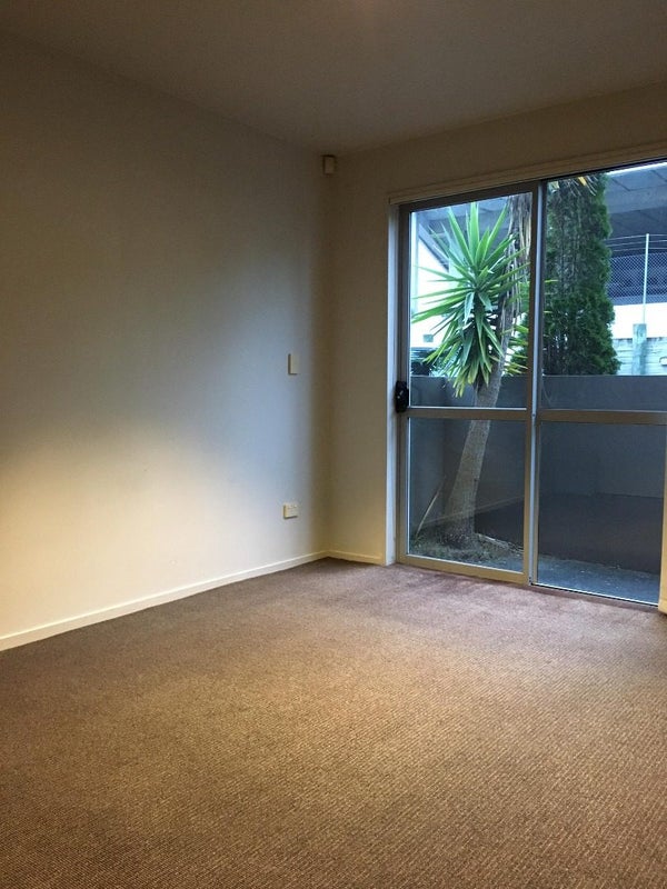 78A Michael Jones Drive, Flat Bush, Auckland - Carousel 6
